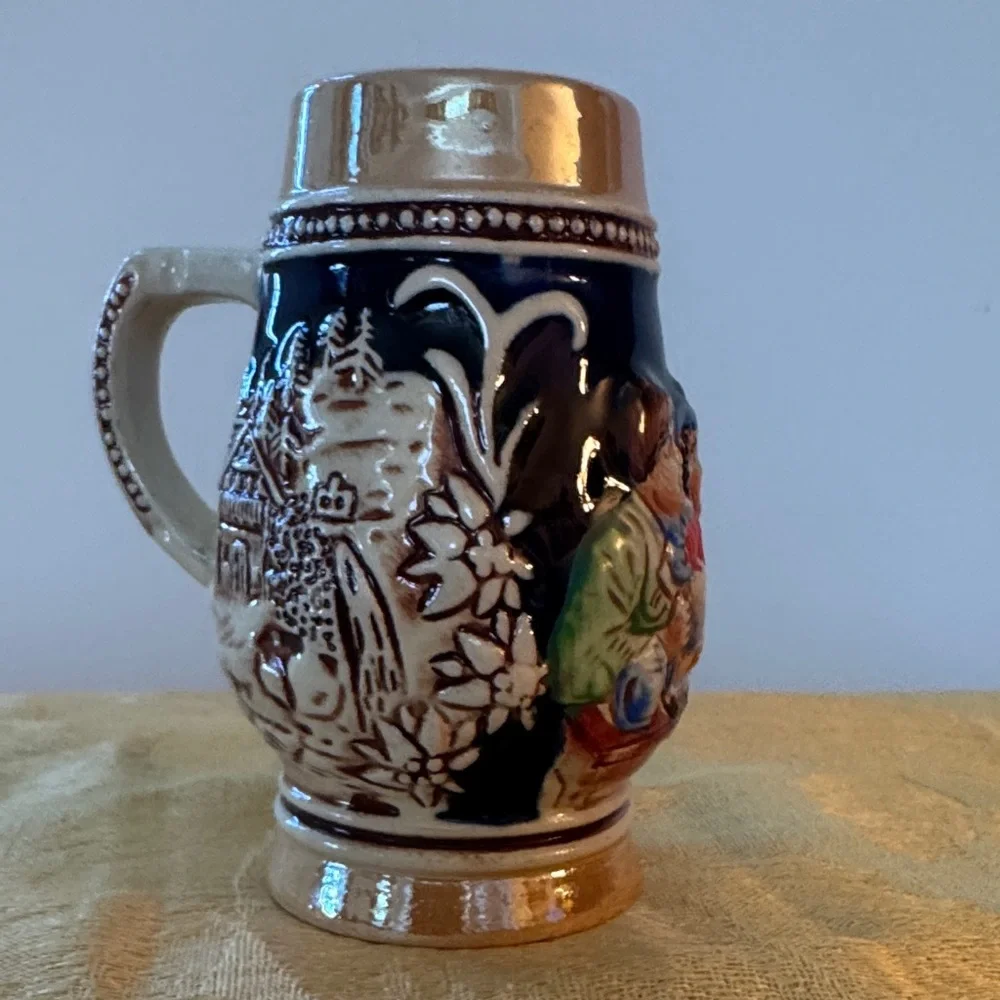 Vintage KING Beer Stein – Handmade in Germany - Picture 5 of 10